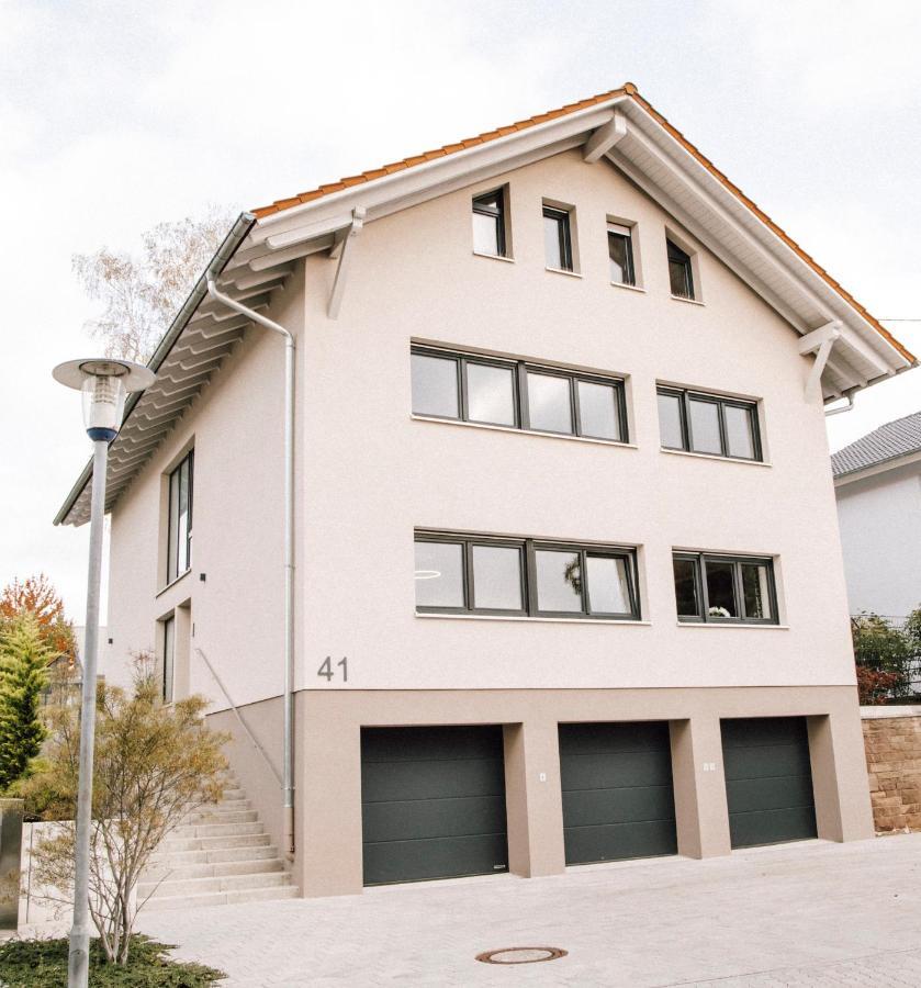 BlumenRaum - Ferienwohnung In Καρλσρούη Εξωτερικό φωτογραφία